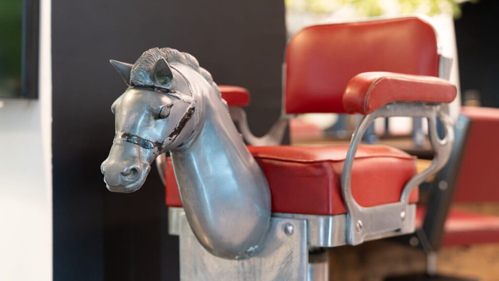 Business originale: aprire un'attività innovativa parrucchiere per bambini